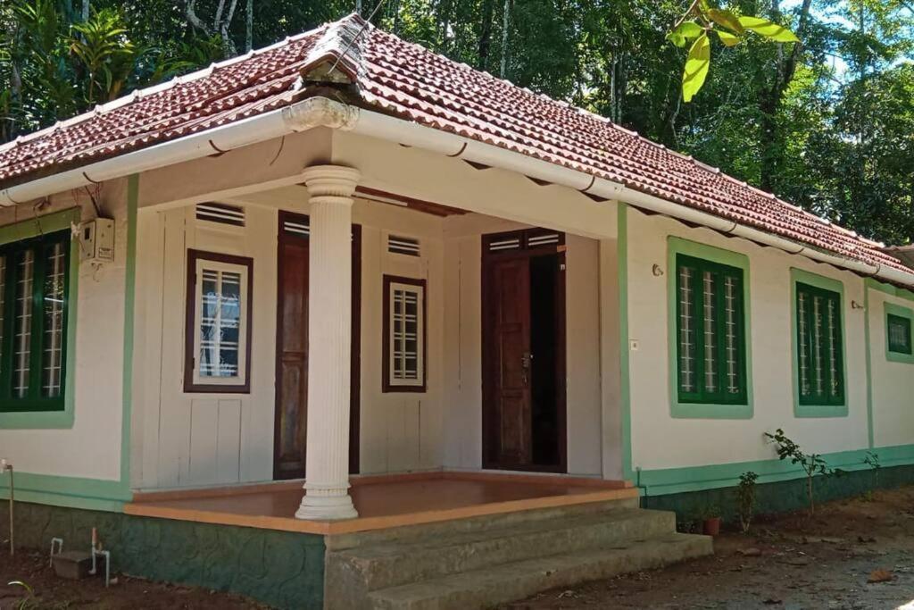 Coffee Camp Home Stay With Tree House Kattappana Екстериор снимка